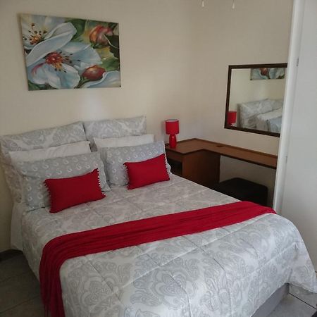 Chanelle Self Catering Bloemfontein Eksteriør billede